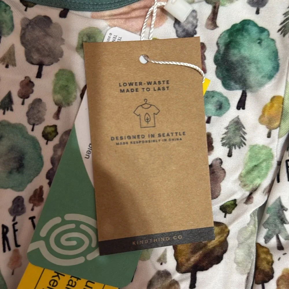 Kind thing two piece kids unisex pajamas set -Love the planet‎ NWT